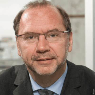 Portait of Peter Piot, MD, PhD