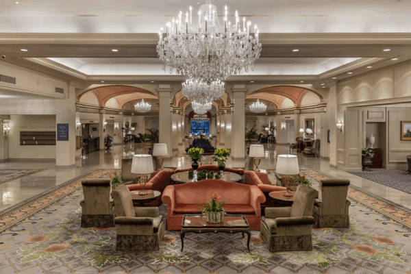 Omni Shoreham Lobby Photo of Omni Shoreham Hotel lobby