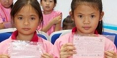 The Lao Government launches a pneumonia vaccine for all newborns, and an HPV vaccine to prevent cervical cancer, which will be given to Grade 5 girls in a demonstration project.